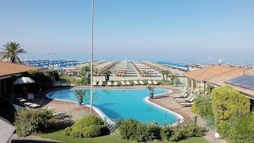 Le Camere Del Soleado Marina di Pietrasanta Exterior photo
